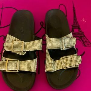 Steve Madden diamond  sides- size 8